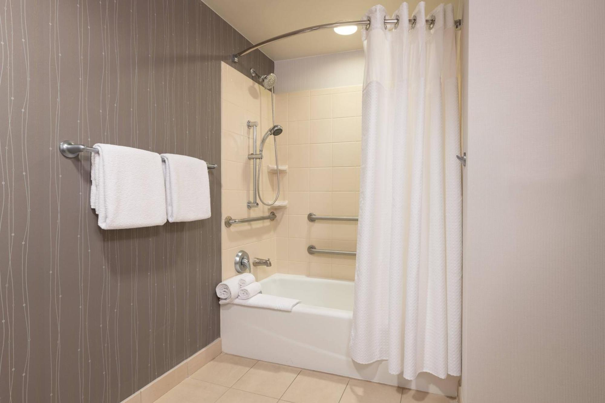 Courtyard By Marriott Newark-University Of Delaware Zewnętrze zdjęcie